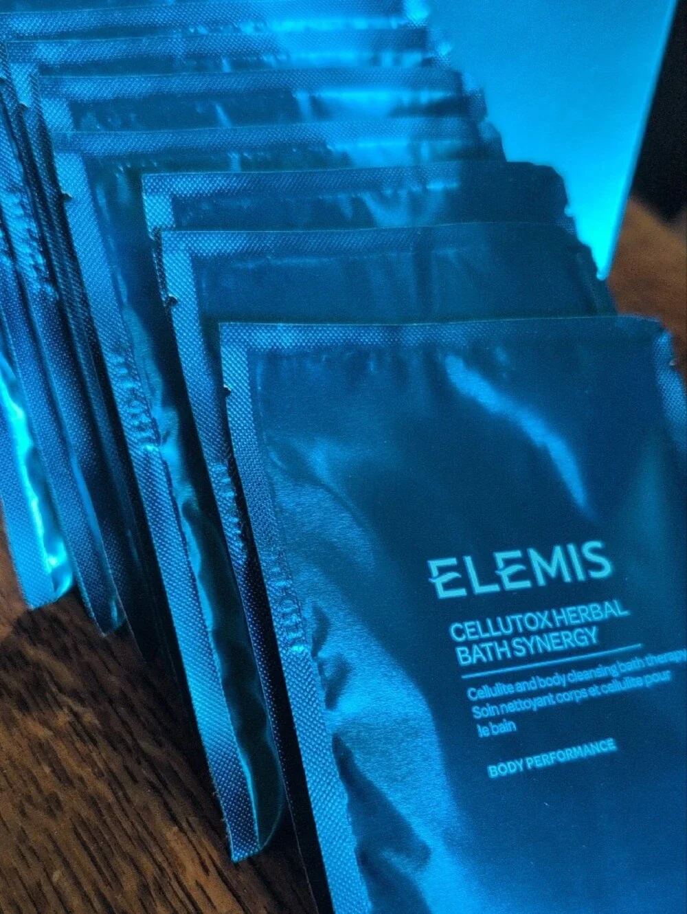 ELEMIS Cellutox Herbal Bath Synergy - Blue